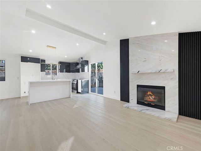 20528 Hamlin Street, Winnetka, CA 91306