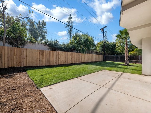 20528 Hamlin Street, Winnetka, CA 91306