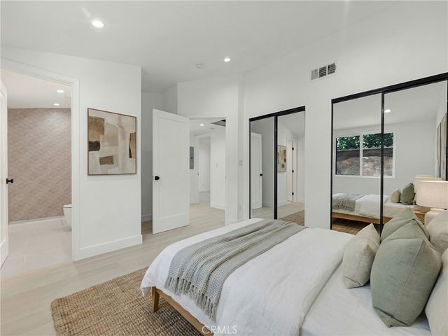 20528 Hamlin Street, Winnetka, CA 91306