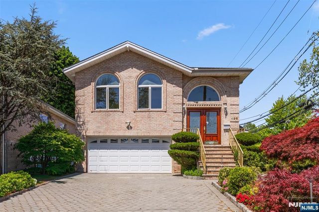 499 Morse Avenue, Ridgefield, NJ 07657