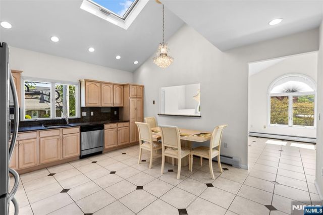 499 Morse Avenue, Ridgefield, NJ 07657