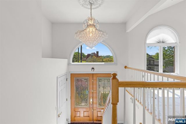 499 Morse Avenue, Ridgefield, NJ 07657
