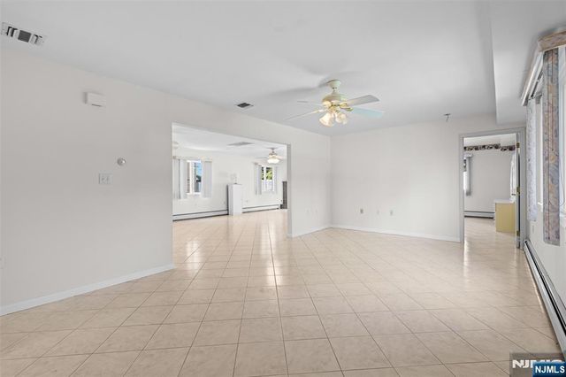 499 Morse Avenue, Ridgefield, NJ 07657