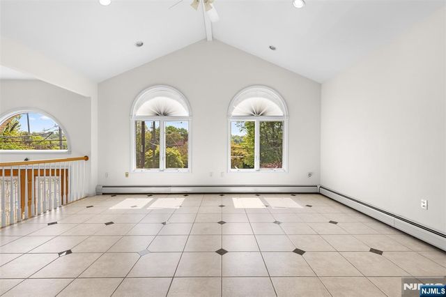 499 Morse Avenue, Ridgefield, NJ 07657