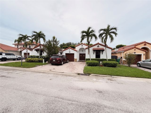 9947 NW 10th Ter, Miami, FL 33172