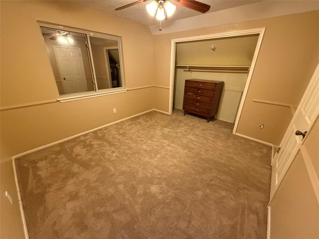 605 Tanglewood Drive, Friendswood, TX 77546