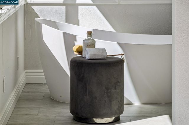 34 Sugarloaf Ter, Alamo, CA 94507