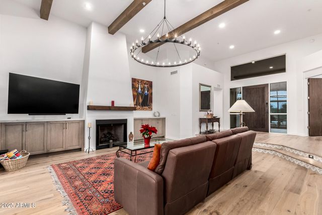 7485 E TUMBLEWEED Drive, Scottsdale, AZ 85266