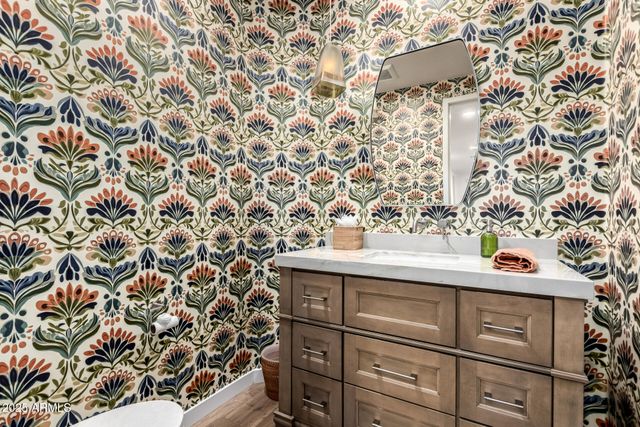 7485 E TUMBLEWEED Drive, Scottsdale, AZ 85266