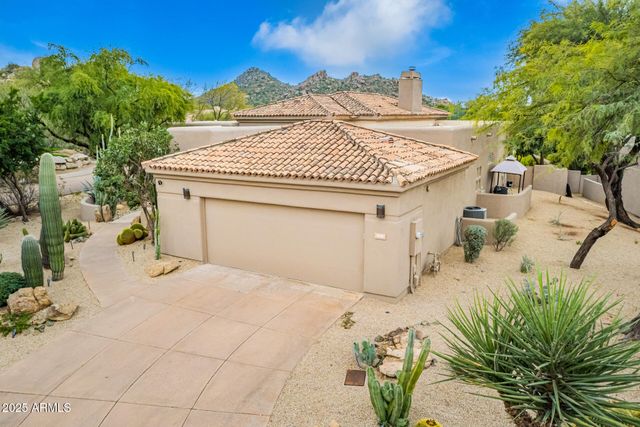 7485 E TUMBLEWEED Drive, Scottsdale, AZ 85266