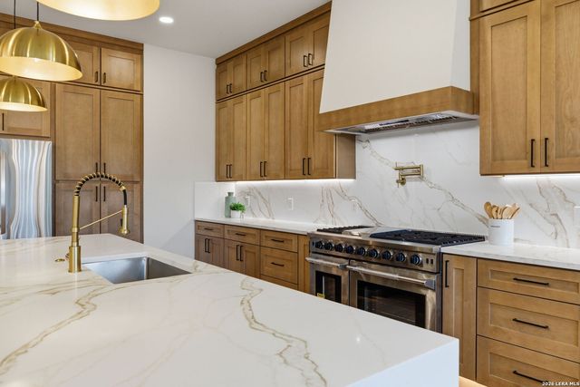 783 Maximino Ridge, Bulverde, TX 78163