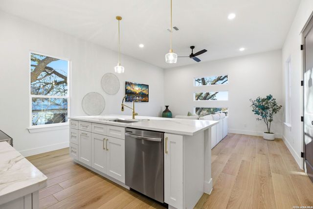 783 Maximino Ridge, Bulverde, TX 78163