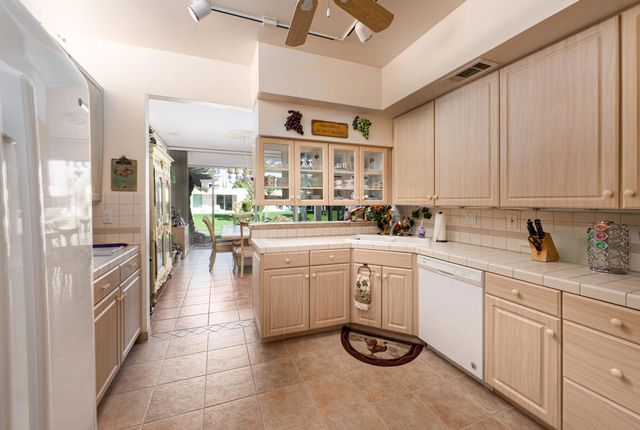 93 Westlake Circle, Palm Springs, CA 92264