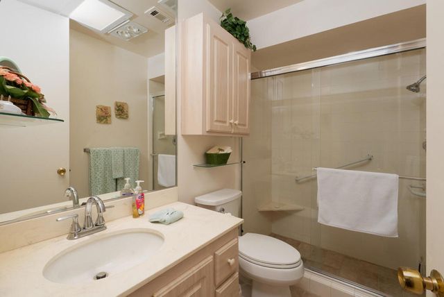 93 Westlake Circle, Palm Springs, CA 92264