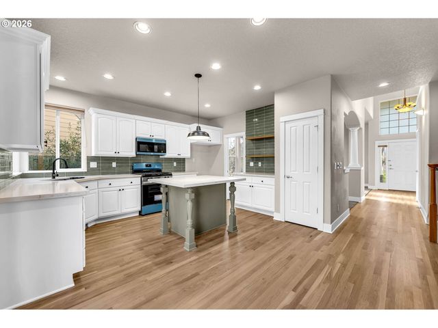 30 Sw 167TH Ave, Beaverton, OR 97006