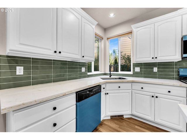 30 Sw 167TH Ave, Beaverton, OR 97006