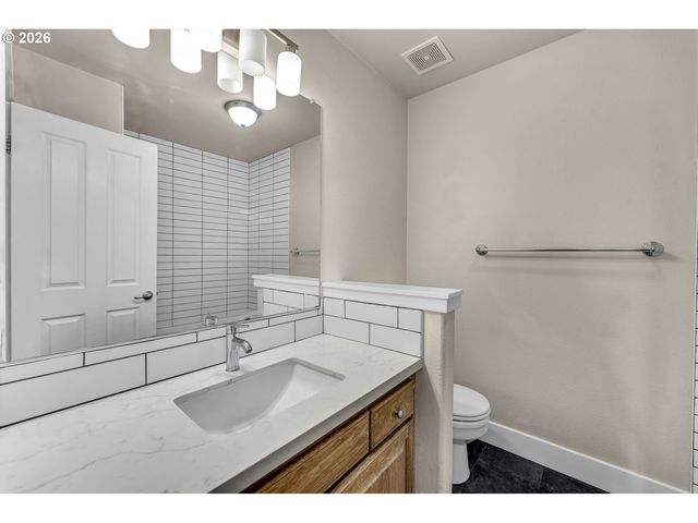 30 Sw 167TH Ave, Beaverton, OR 97006