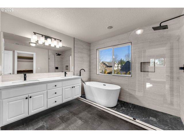 30 Sw 167TH Ave, Beaverton, OR 97006