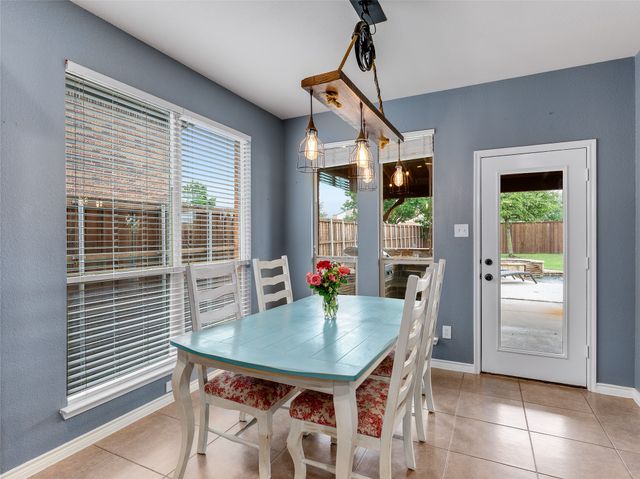 5732 Chateau Drive, Sachse, TX 75048