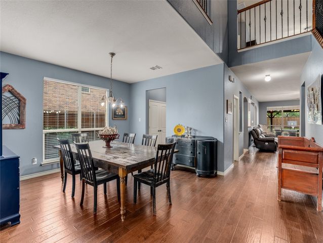 5732 Chateau Drive, Sachse, TX 75048