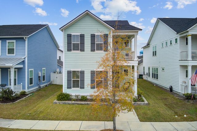 505 N Commodore Way, Summerville, SC 29483