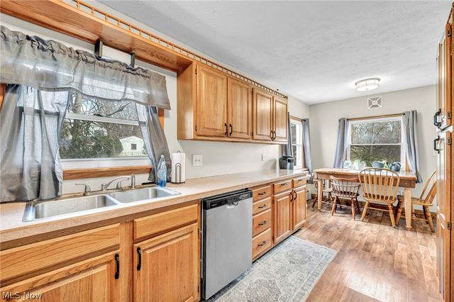 591 Long Drive, Norton, OH 44203