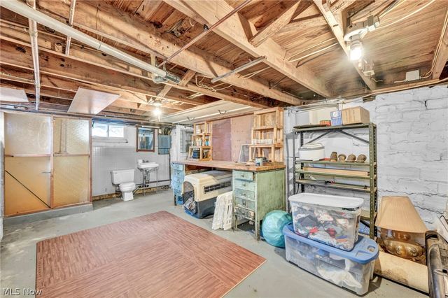 591 Long Drive, Norton, OH 44203