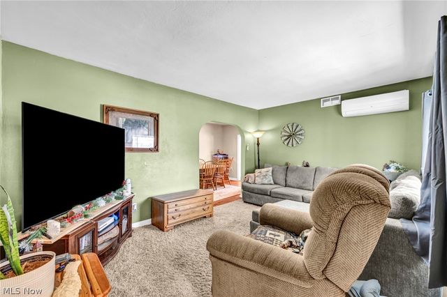 591 Long Drive, Norton, OH 44203