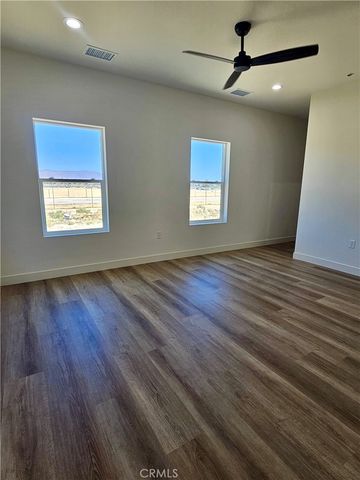 13928 Patomac Road, Apple Valley, CA 92307