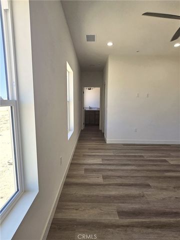 13928 Patomac Road, Apple Valley, CA 92307