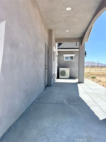 13928 Patomac Road, Apple Valley, CA 92307