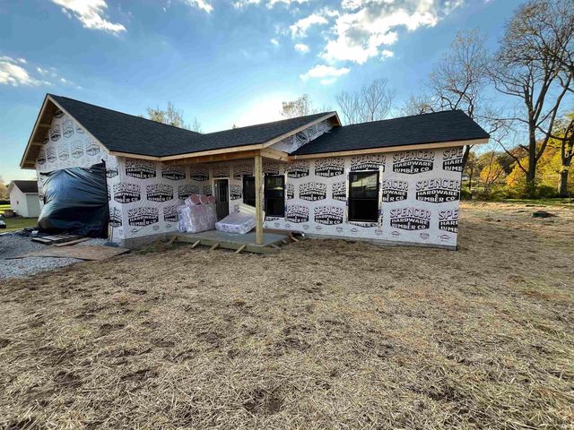 17 Sunnyside Lane, Spencer, IN 47460