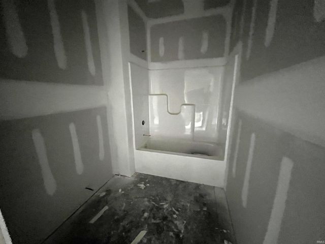 17 Sunnyside Lane, Spencer, IN 47460