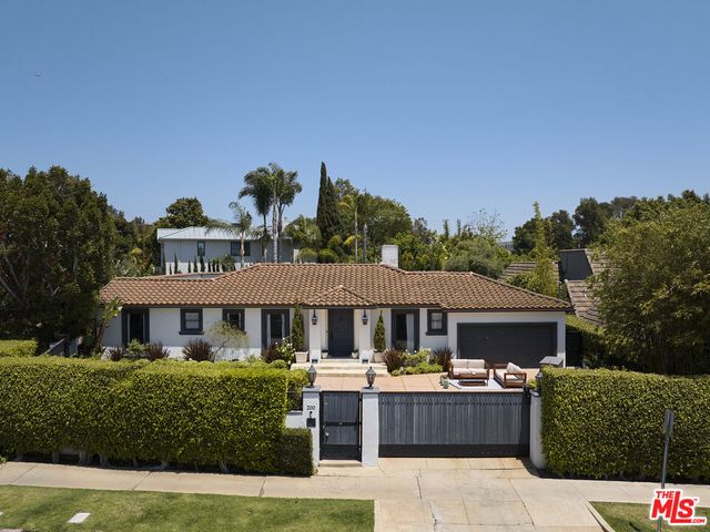 200 S Westgate Avenue, Los Angeles, CA 90049