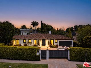 200 S Westgate Avenue, Los Angeles, CA 90049