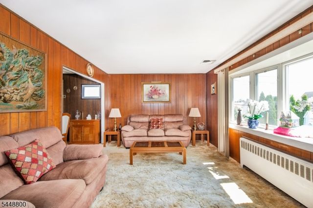 123 6Th St, Wood-ridge Boro, NJ 07075