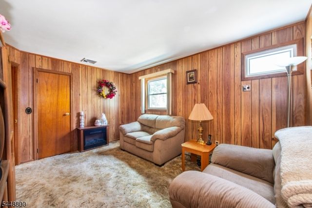 123 6Th St, Wood-ridge Boro, NJ 07075