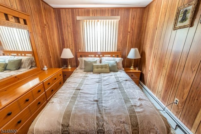 123 6Th St, Wood-ridge Boro, NJ 07075
