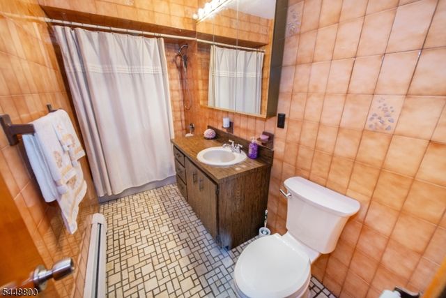 123 6Th St, Wood-ridge Boro, NJ 07075