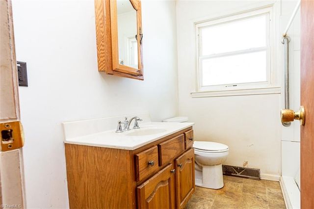 264 Airview Drive, Mount Airy, NC 27030