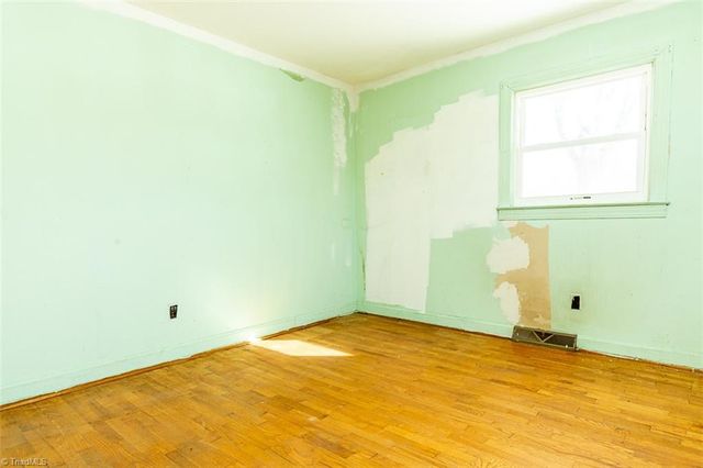 264 Airview Drive, Mount Airy, NC 27030