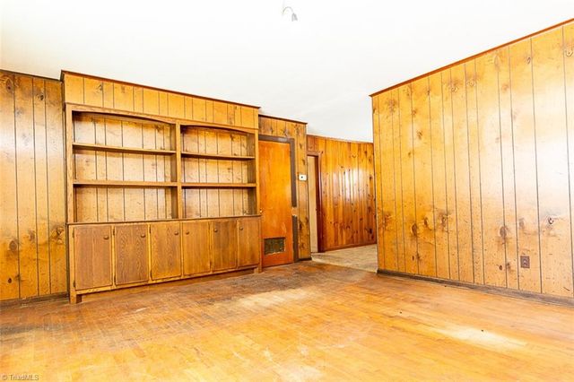 264 Airview Drive, Mount Airy, NC 27030