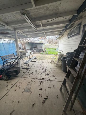2220 North Avenue, Corcoran, CA 93212