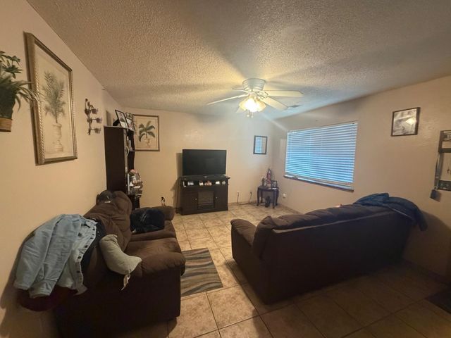 2220 North Avenue, Corcoran, CA 93212