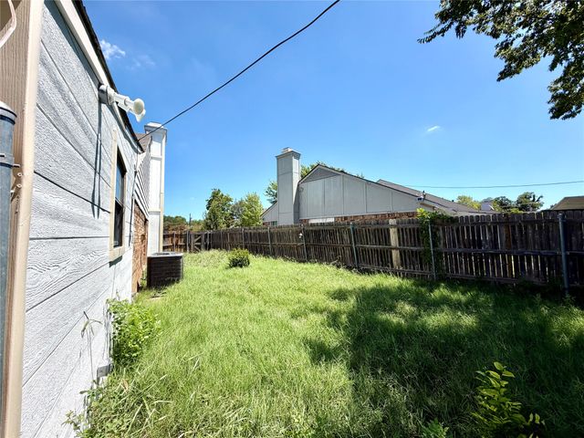 817 Colchester Drive, Mesquite, TX 75149