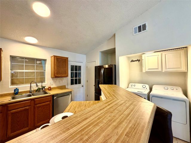 817 Colchester Drive, Mesquite, TX 75149