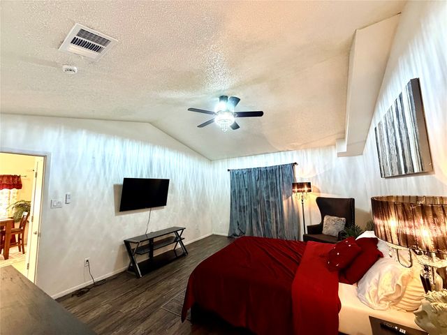 817 Colchester Drive, Mesquite, TX 75149