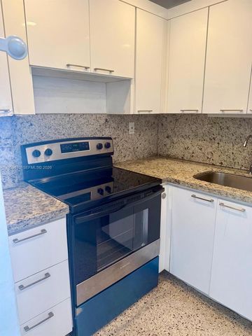 1736 SW 19th St 404, Miami, FL 33145