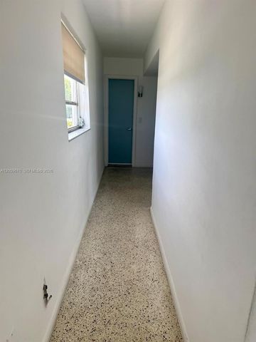 1736 SW 19th St 404, Miami, FL 33145