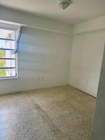 1736 SW 19th St 404, Miami, FL 33145